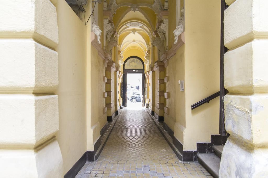 Authentic Grand Boulevard Budapest Extérieur photo